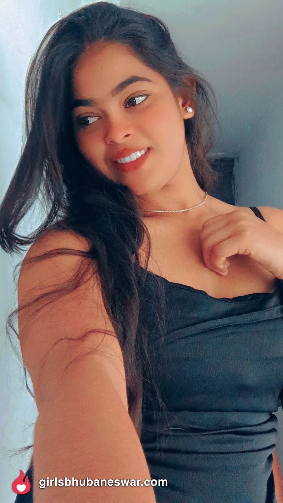 Priya photo 2