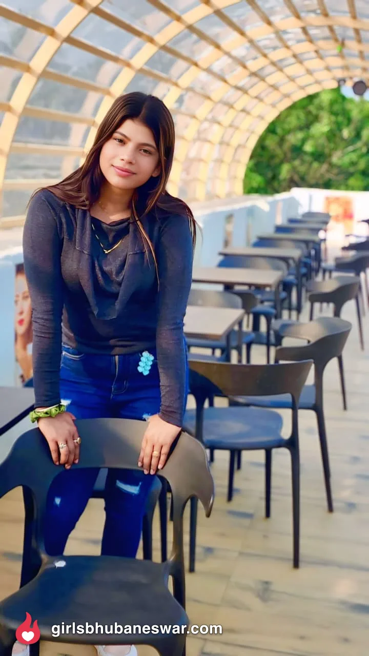 Tanvi photo 4
