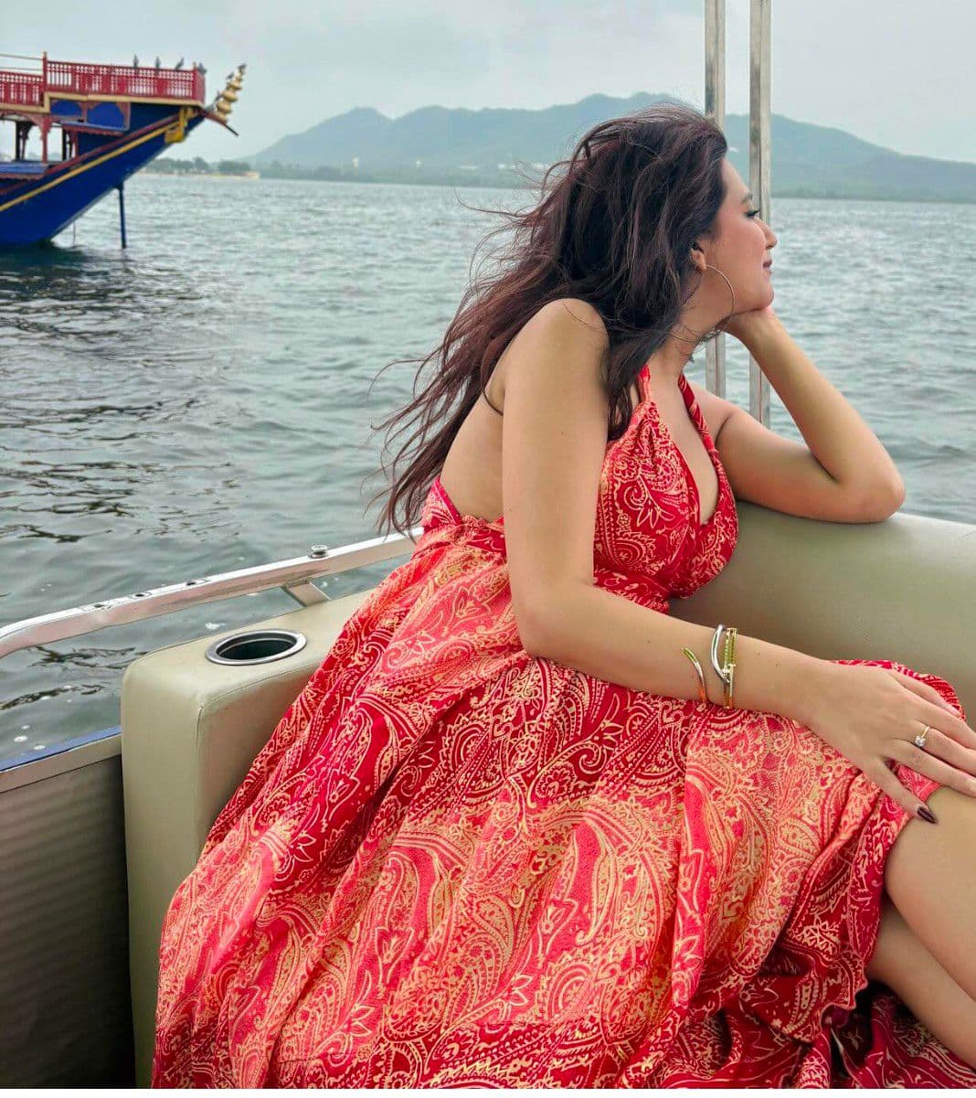Simran photo 3