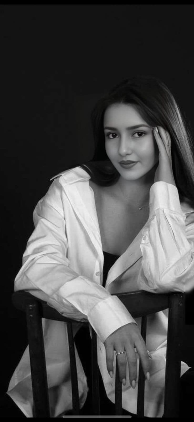 Ananya photo 10