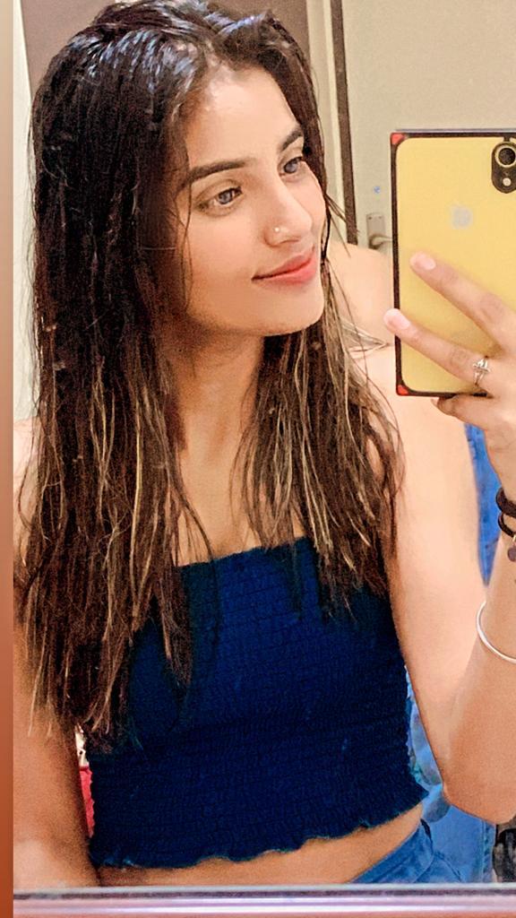Janvi photo 3