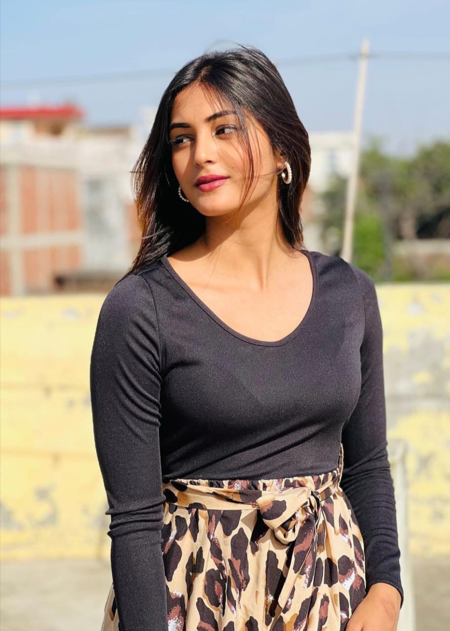 Manvi photo 3