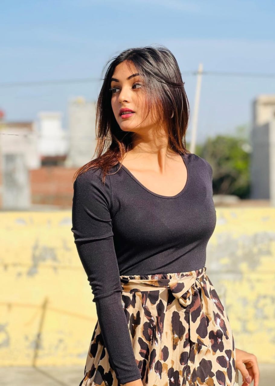 Manvi photo 5