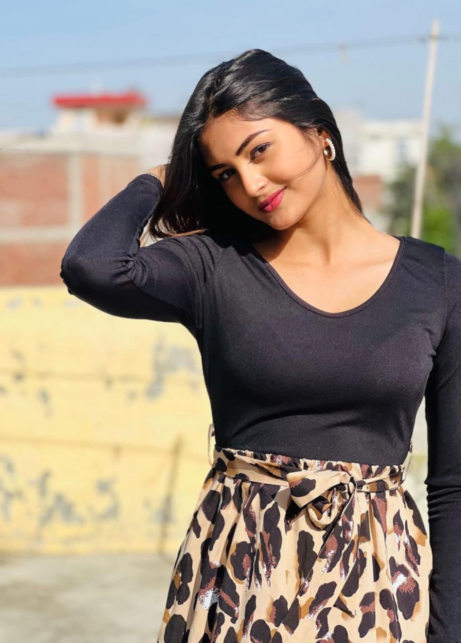 Manvi photo 6